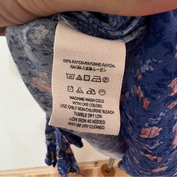 Free People FP Wildflower Fields blue floral tunic top XS - Picture 8 of 9